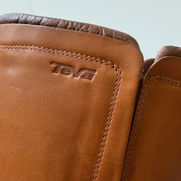 Teva Capistrano Waterproof Leather Mid Calf Boot - Picture 8 of 12